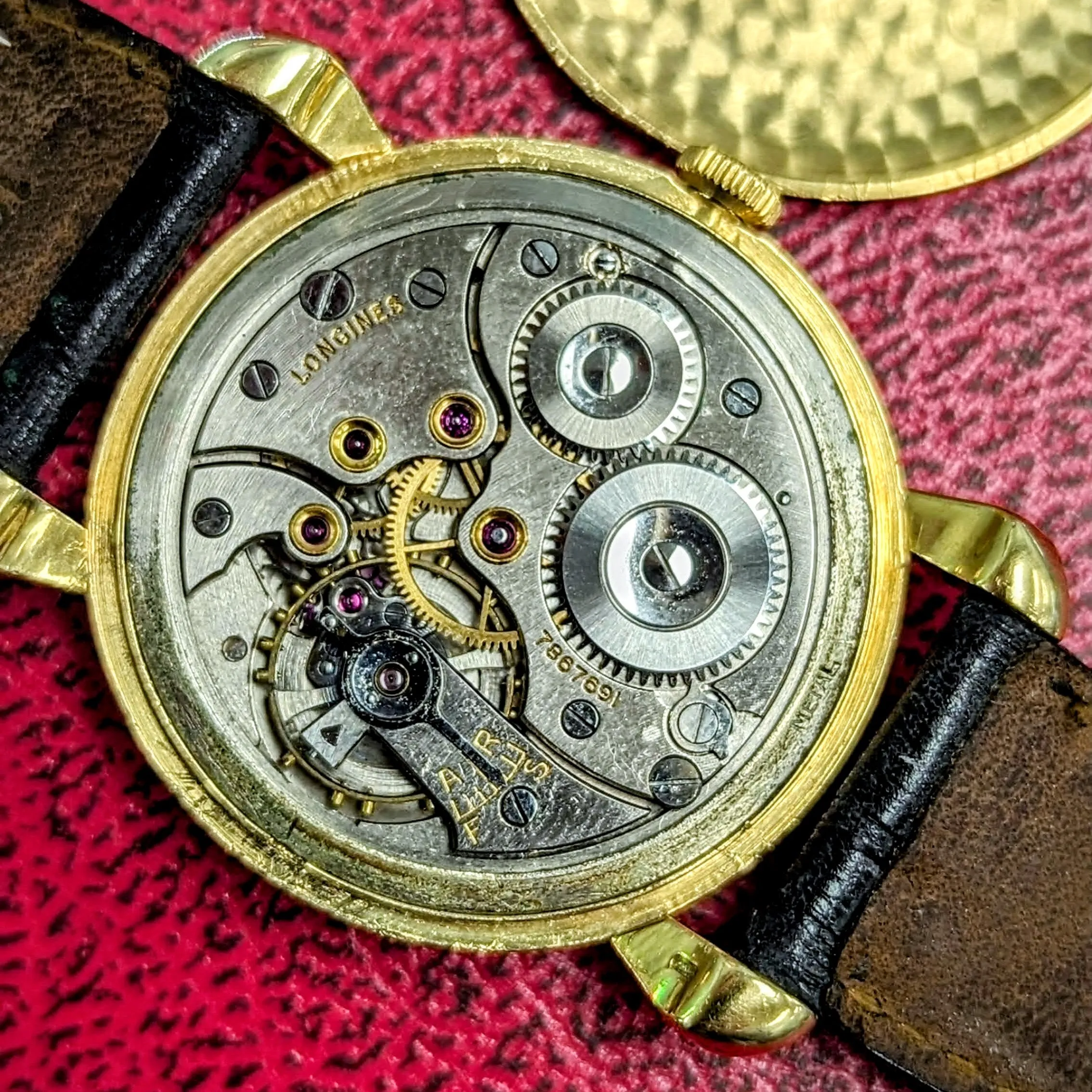 1949 LONGINES Wristwatch Ref. 5950 ALL 18K Solid GOLD 17 Jewels Fancy Lugs Watch