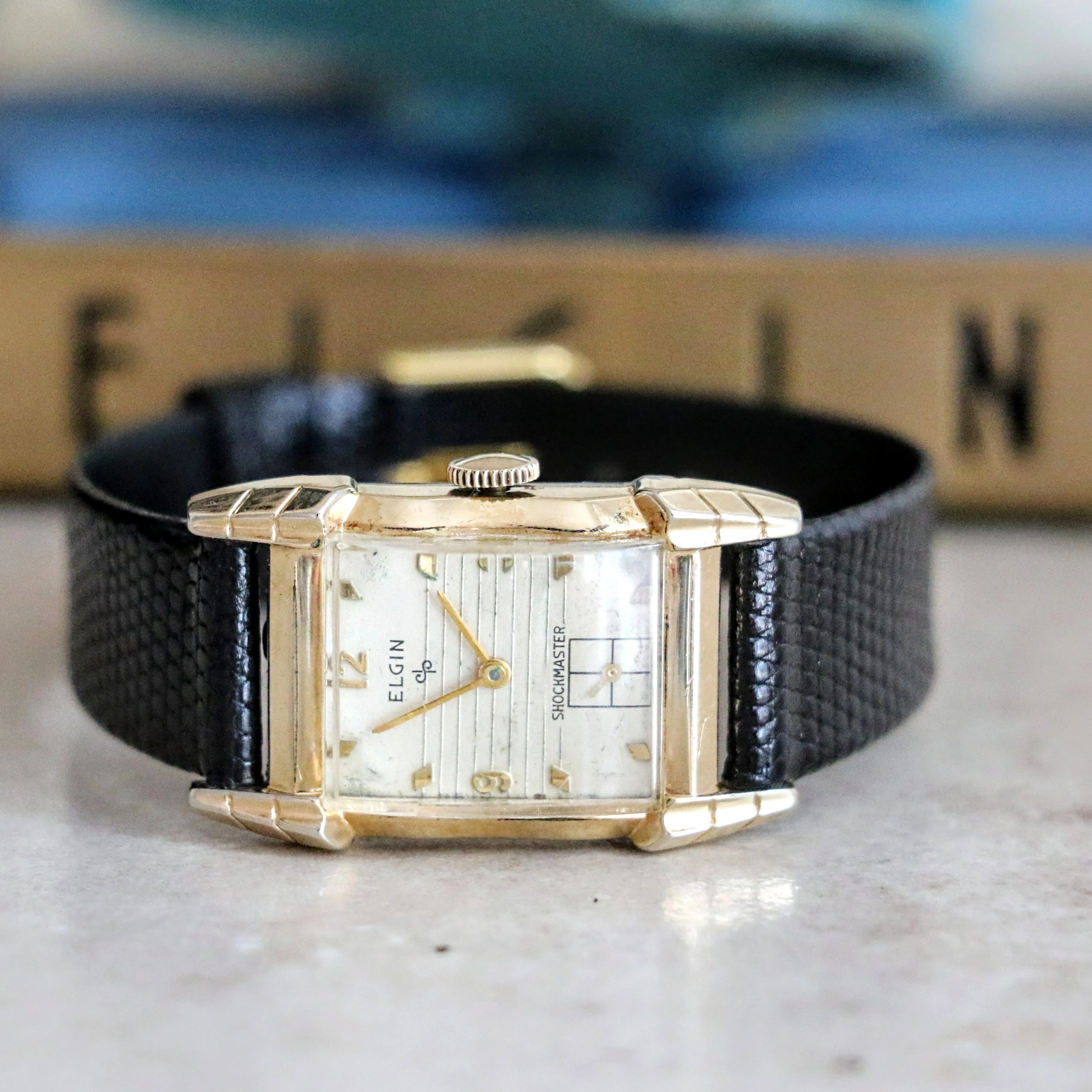 1953 ELGIN Durapower Wristwatch Shockmaster Grade 674 ADJ’D 17 Jewels U.S.A. Watch