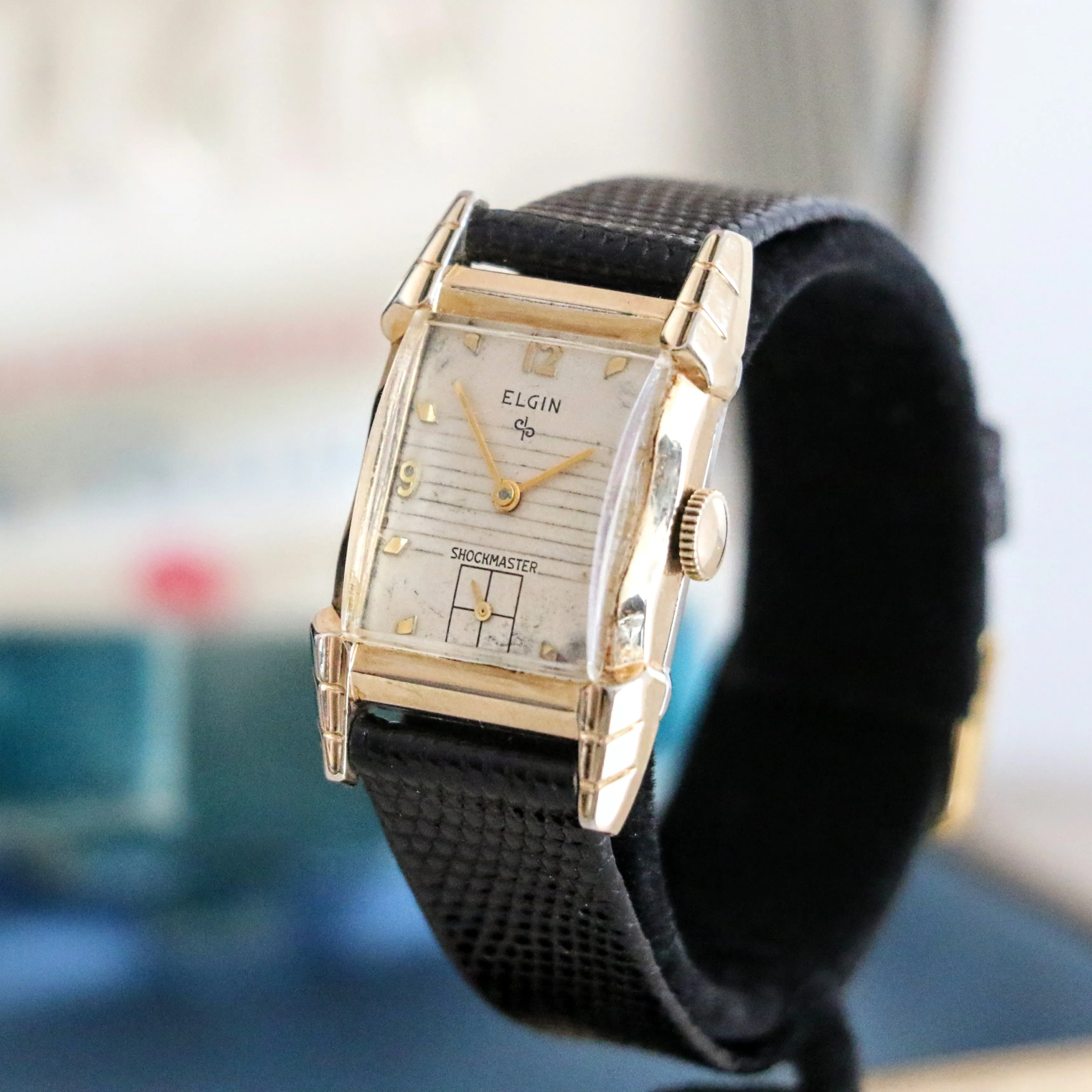 1953 ELGIN Durapower Wristwatch Shockmaster Grade 674 ADJ’D 17 Jewels U.S.A. Watch