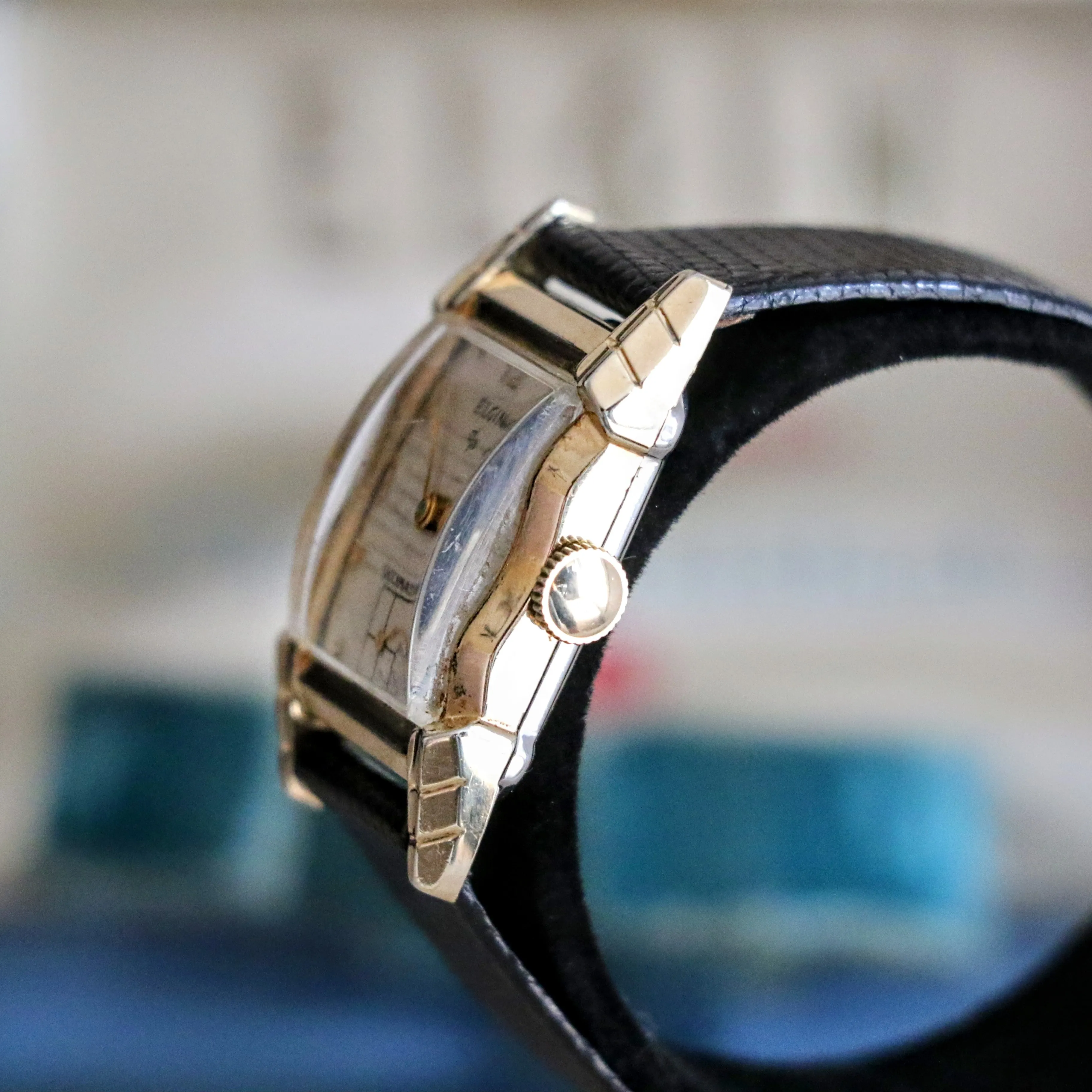 1953 ELGIN Durapower Wristwatch Shockmaster Grade 674 ADJ’D 17 Jewels U.S.A. Watch