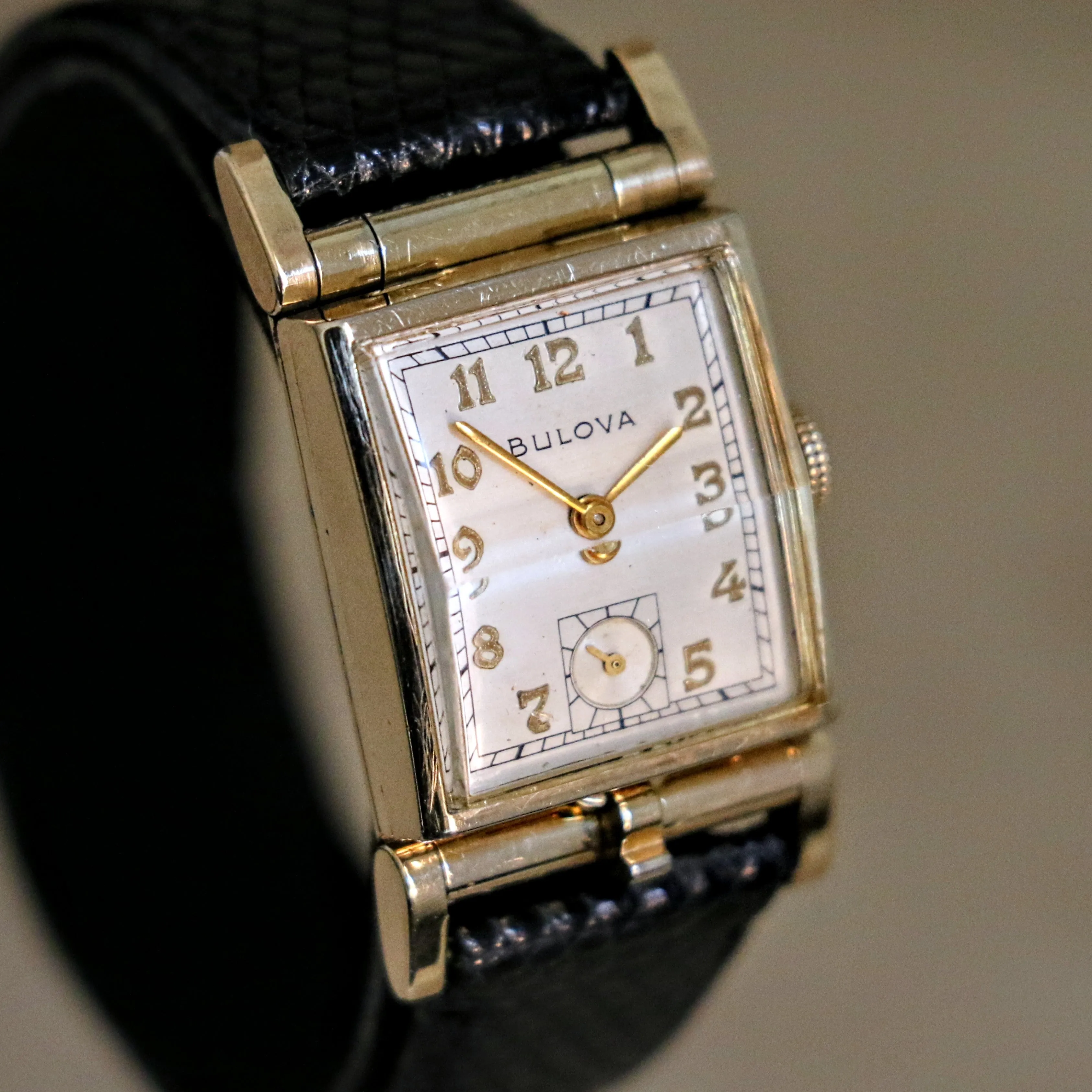 BULOVA 1950 Photo Watch “A” Photo Frame Wristwatch 17 Jewels Cal. 8AC U.S.A. Made