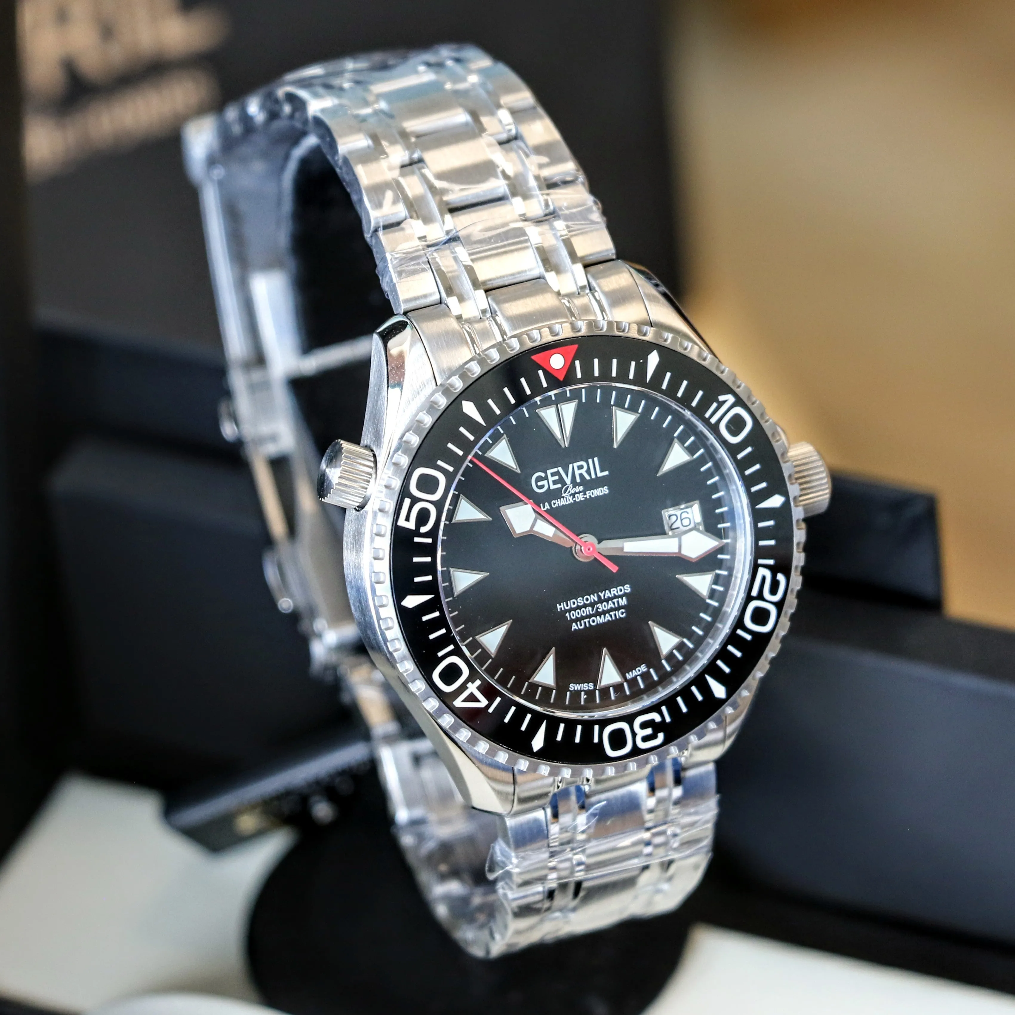 GEVRIL Hudson Yards Automatic Diver Watch Model 48800 - Display Back - BOX & Papers!