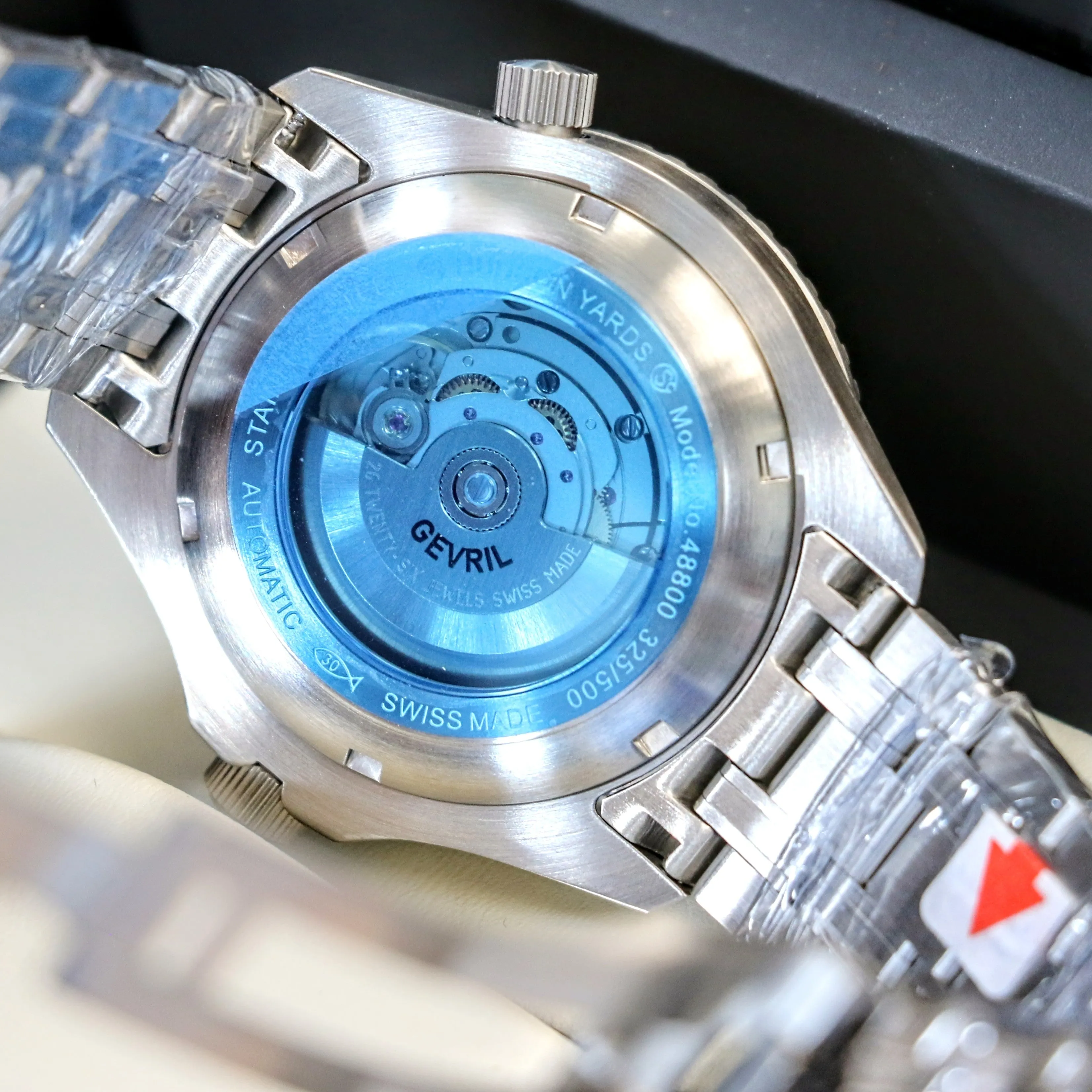 GEVRIL Hudson Yards Automatic Diver Watch Model 48800 - Display Back - BOX & Papers!