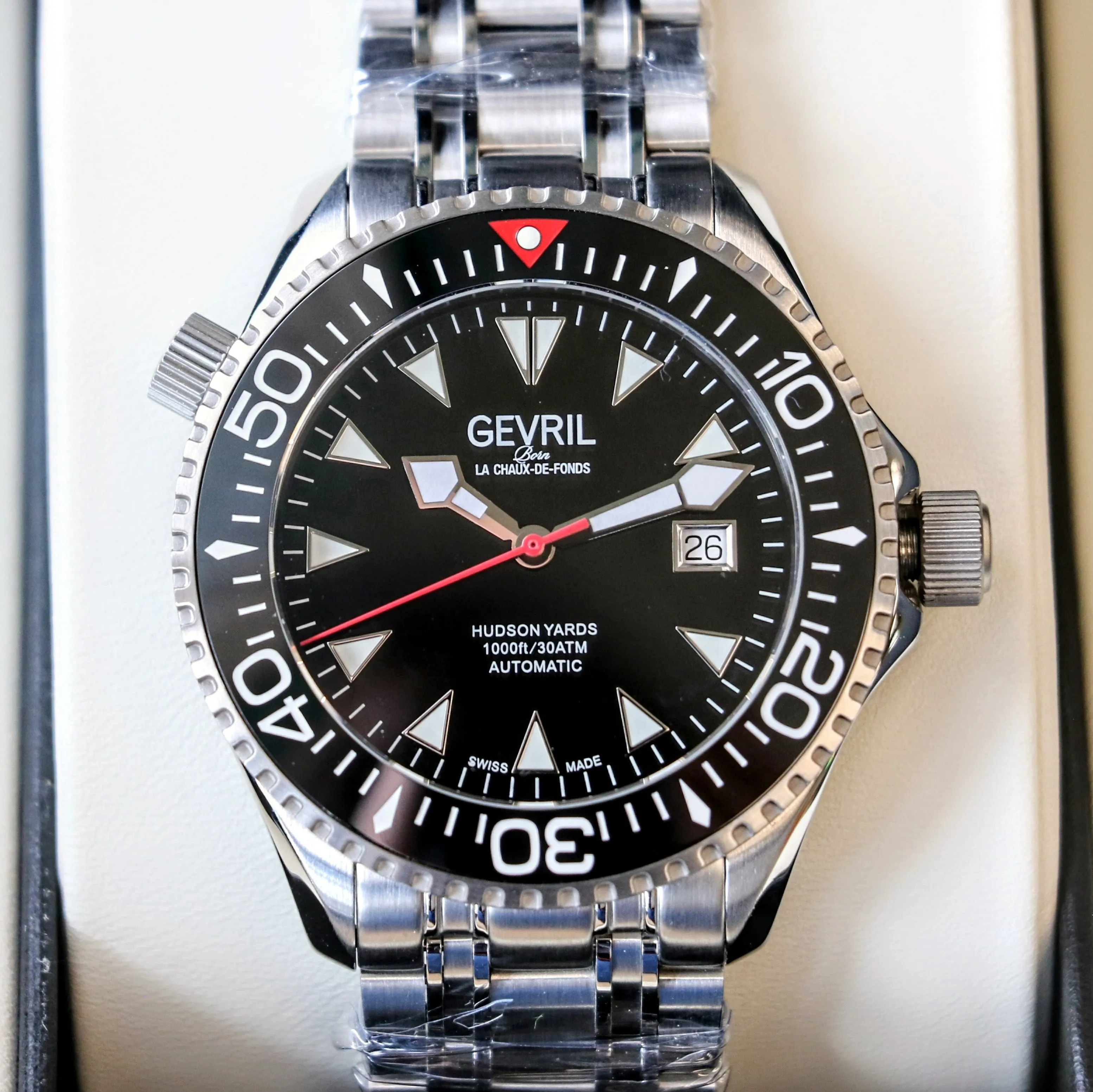 GEVRIL Hudson Yards Automatic Diver Watch Model 48800 - Display Back - BOX & Papers!