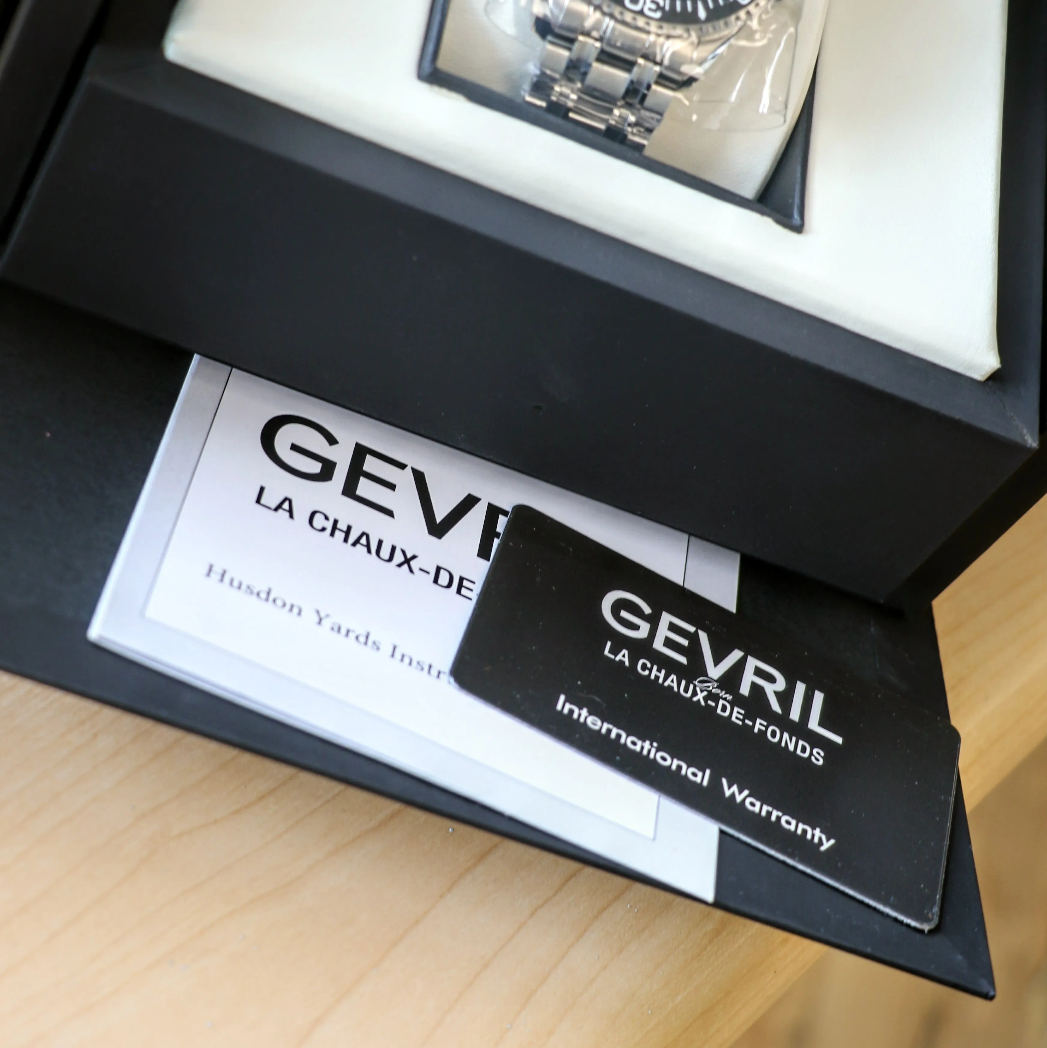 GEVRIL Hudson Yards Automatic Diver Watch Model 48800 - Display Back - BOX & Papers!