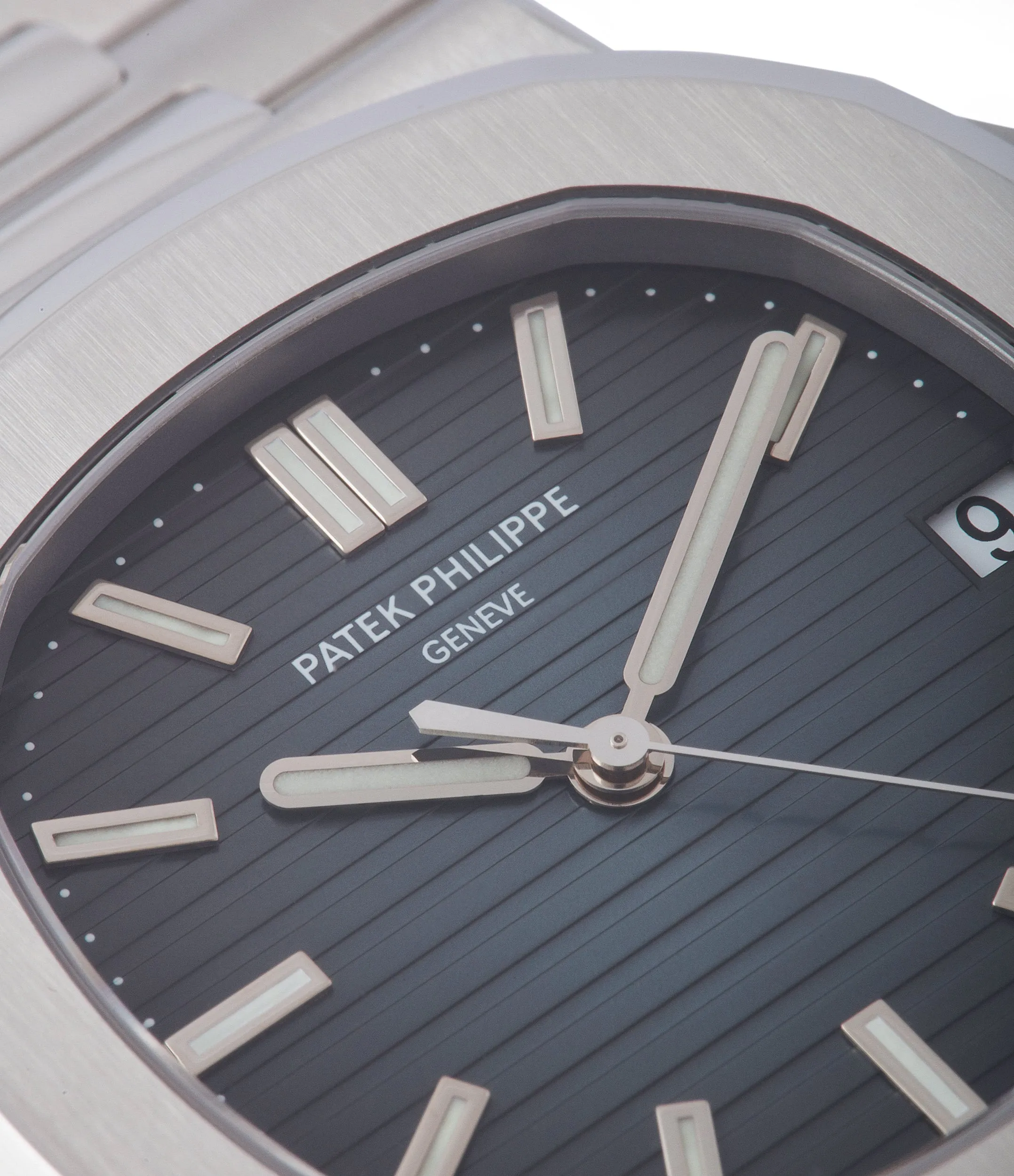 Nautilus 5711/1A-001 | Steel