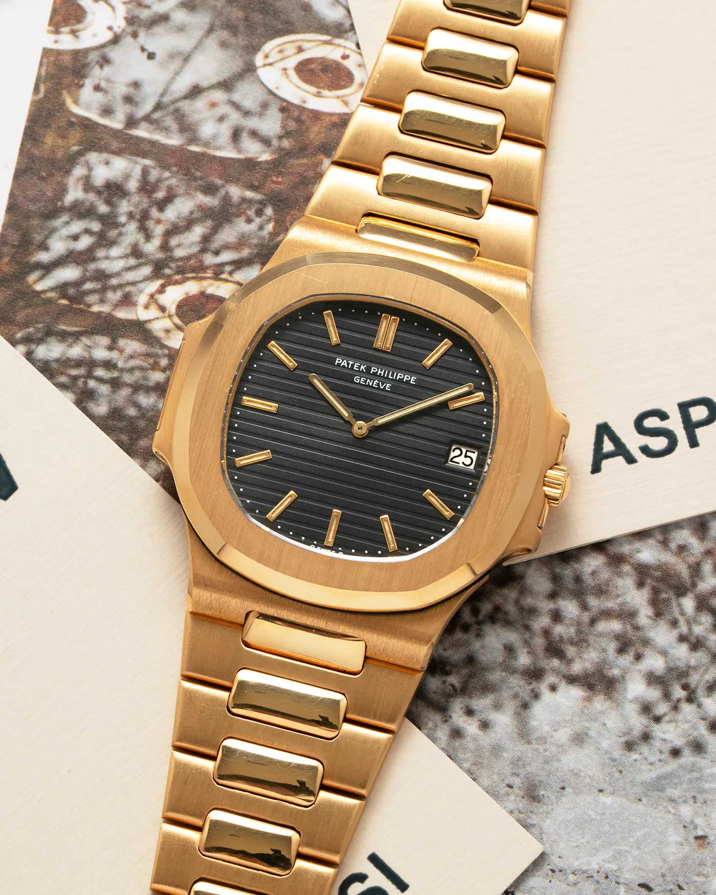 Patek Philippe Nautilus 3700J Jumbo
