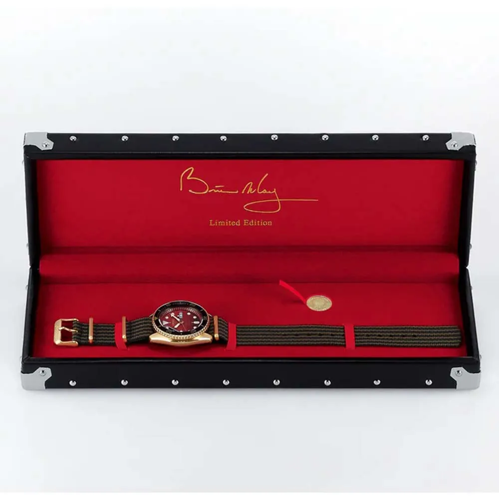 Seiko Men's Red Dial Black Nylon Band Automatic Mechanical Automatic Watch - SRPH80