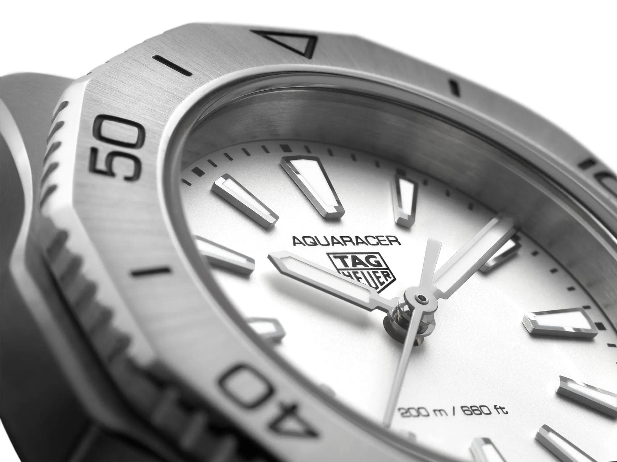 TAG HEUER AQUARACER PROFESSIONAL 200
