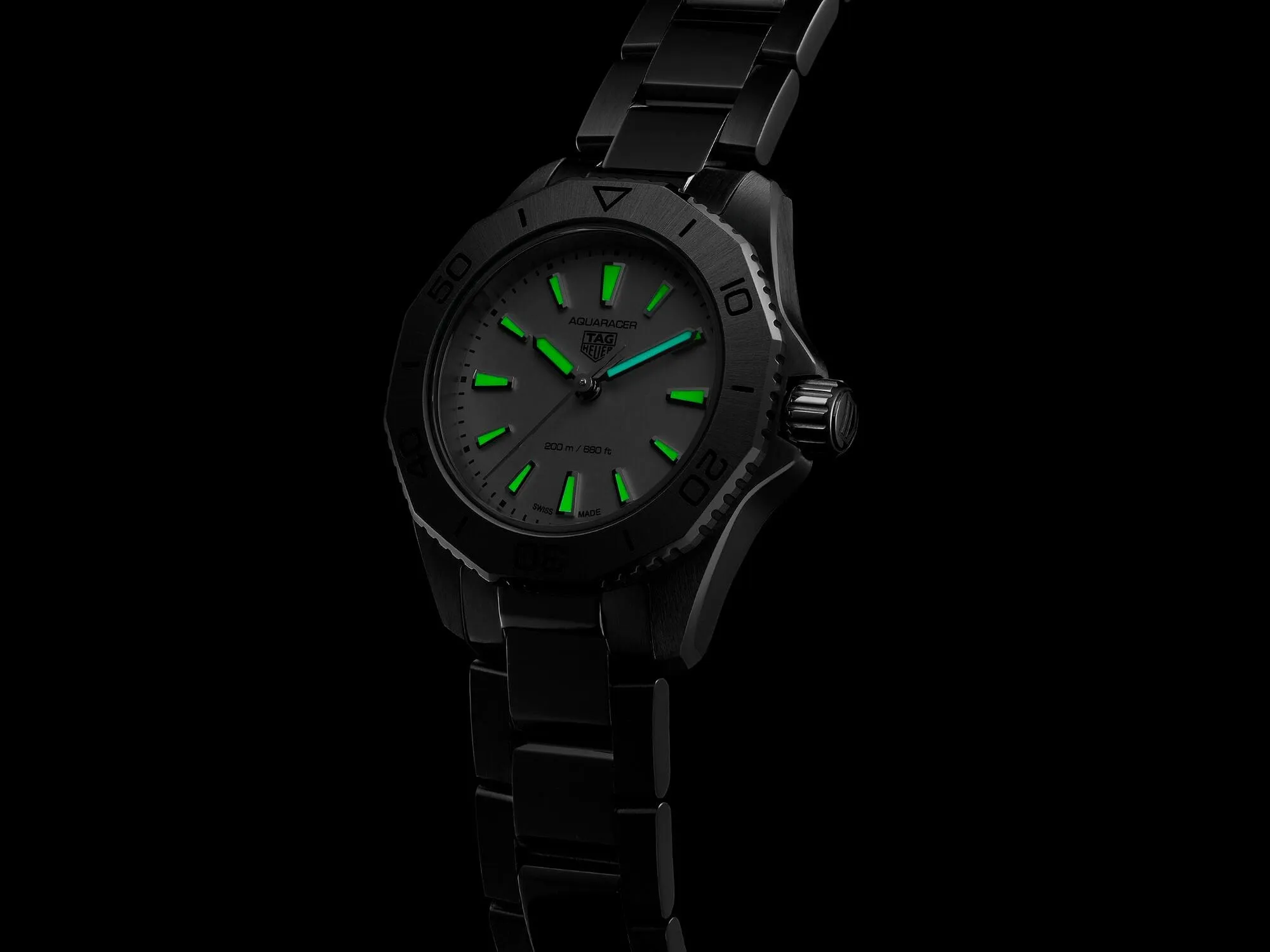 TAG HEUER AQUARACER PROFESSIONAL 200