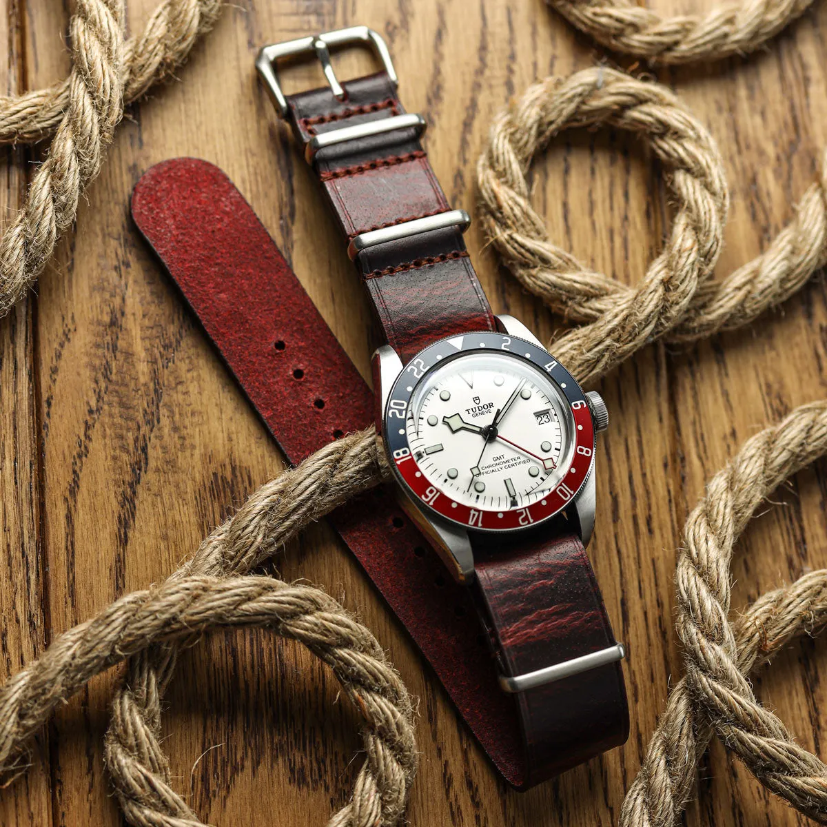 WatchGecko Genuine Leather British Military Watch Strap: Cambridge - Reddish Brown