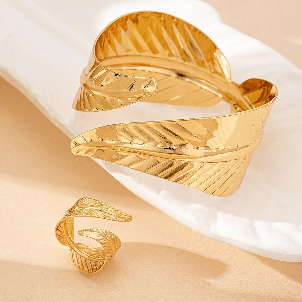 Women's Geometric Alloy Open Bracelet